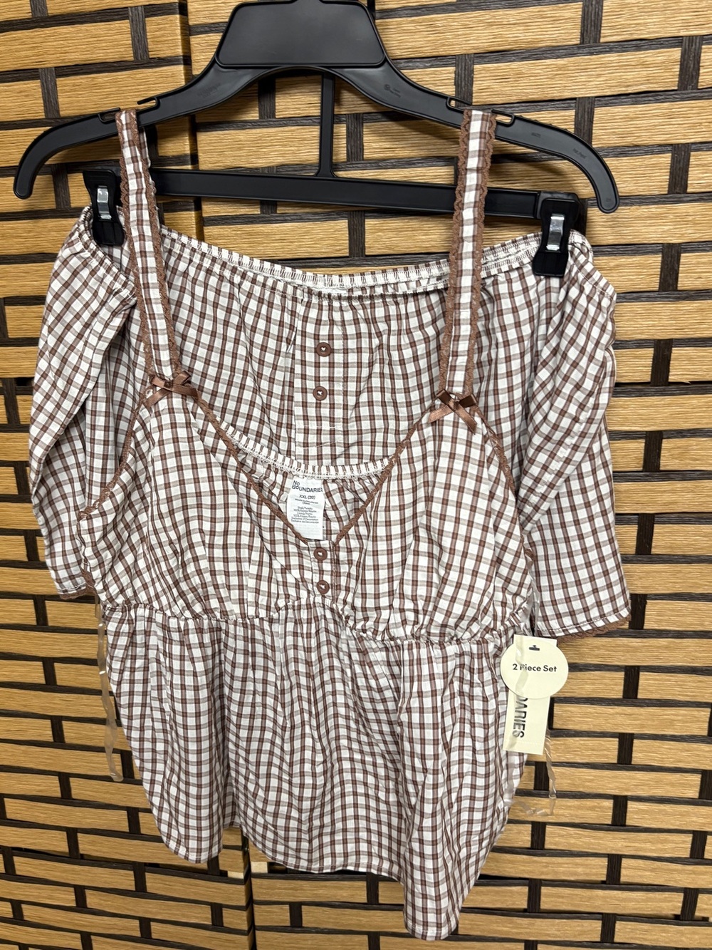 No boundaries brown and white plaid two piece pajama short set size XXL